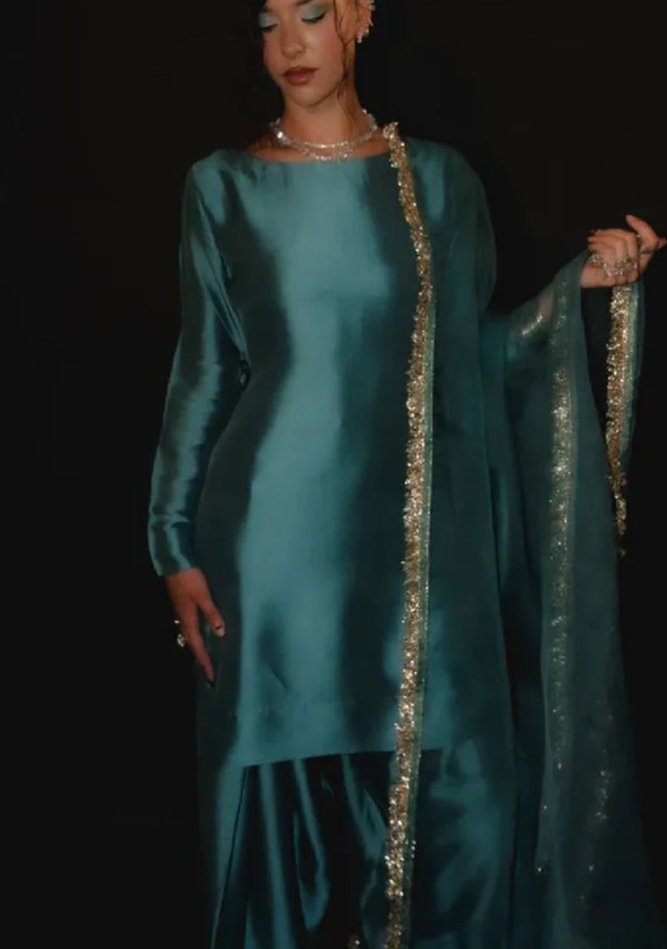 3 PIECE | CHULBULLIII