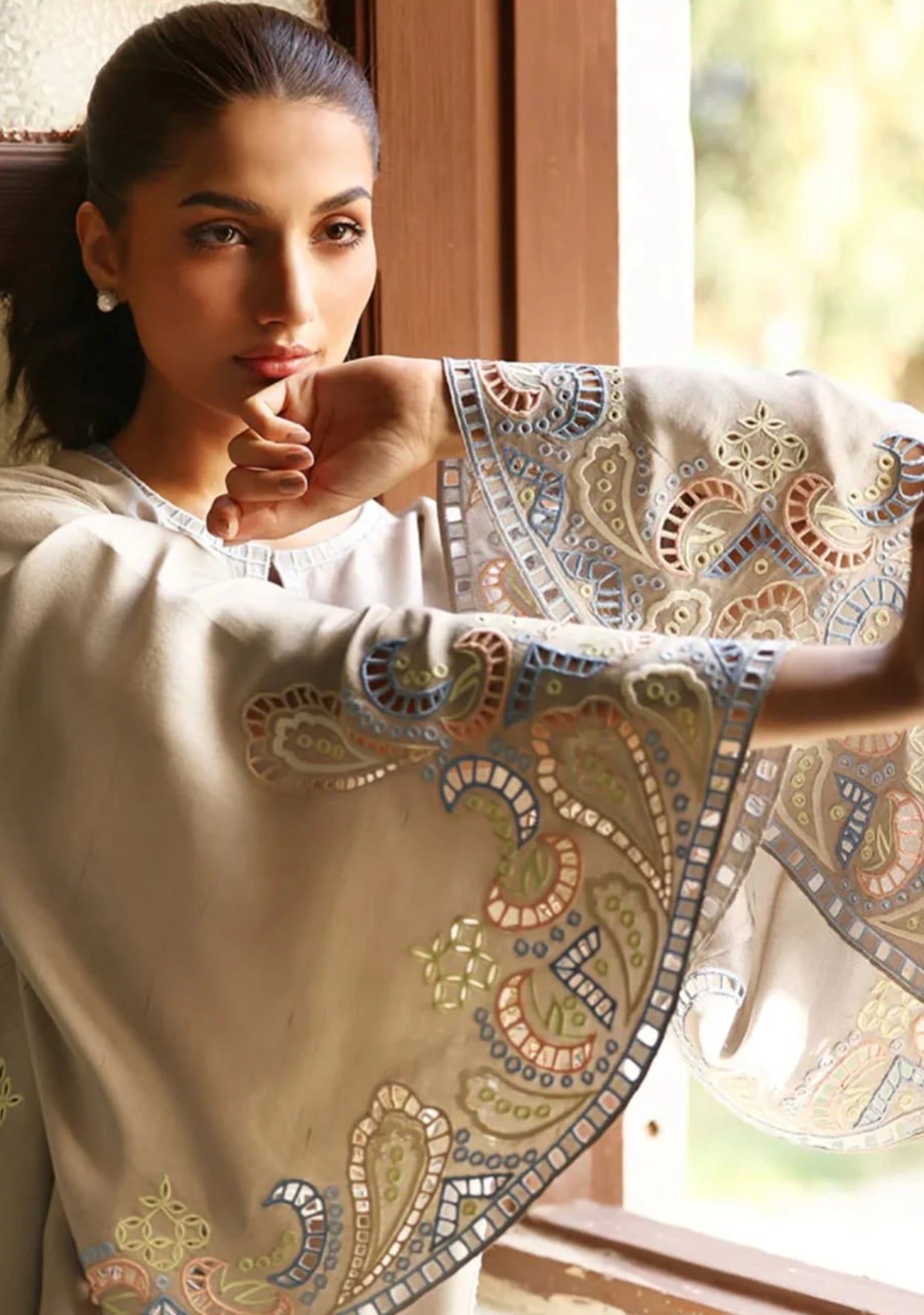 2 PEICE | Ivory Serenity